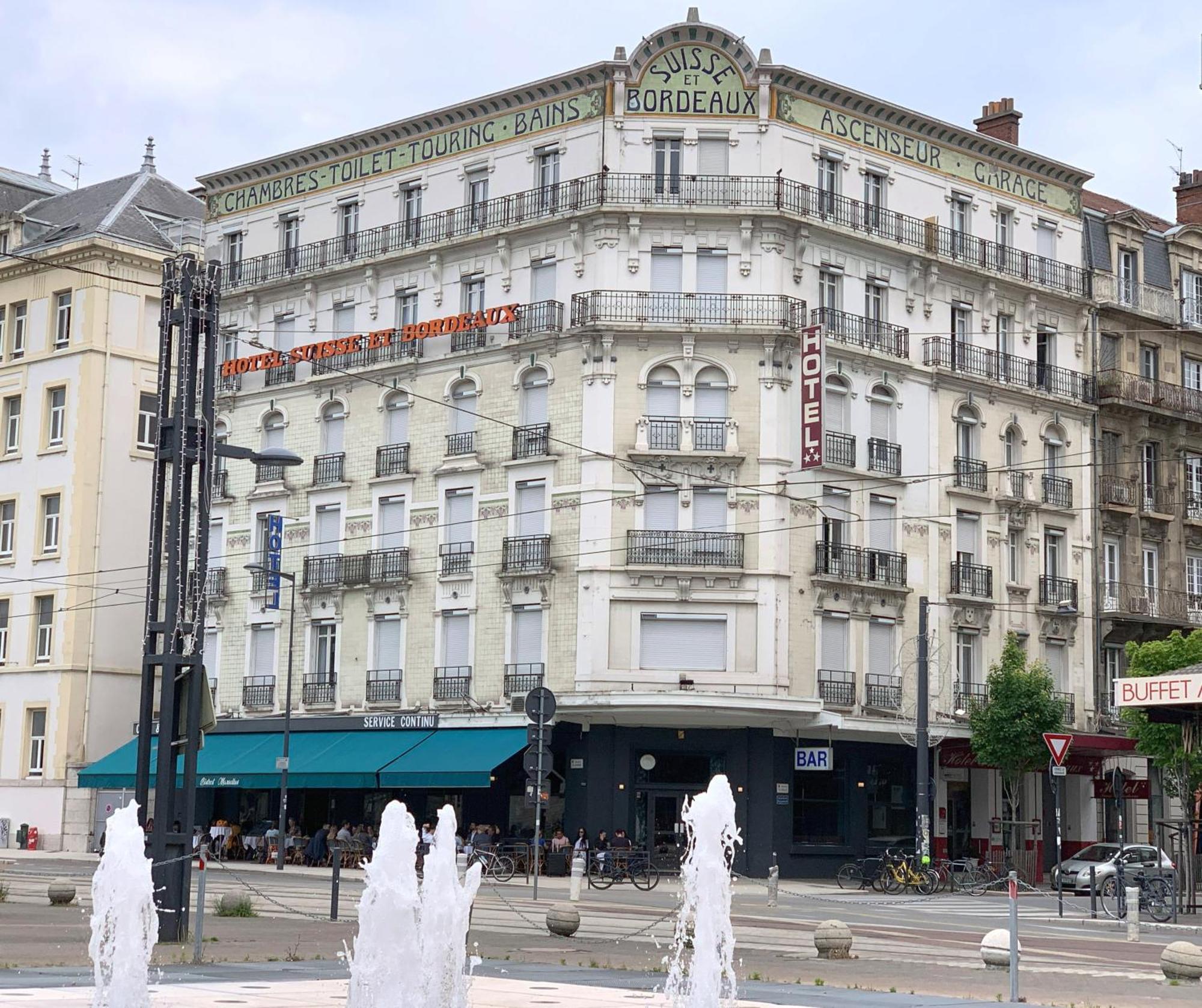 Campanile Grenoble Centre Gare Hotel Exterior photo